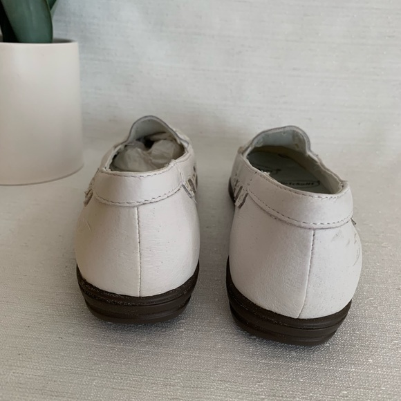 New Dr.Scholl’s White Leather Slip On Moccasin Loafers Women’s 5.5M - Picture 8 of 12